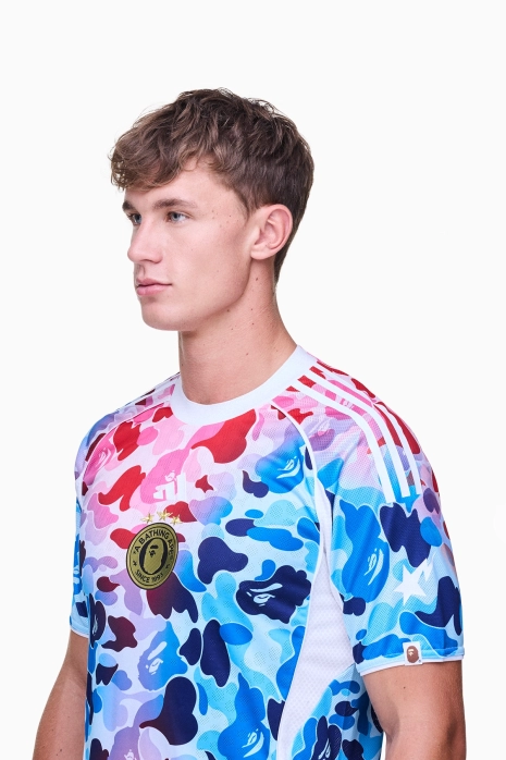 Футболка adidas x BAPE - многоцветный | Футбольная обувь