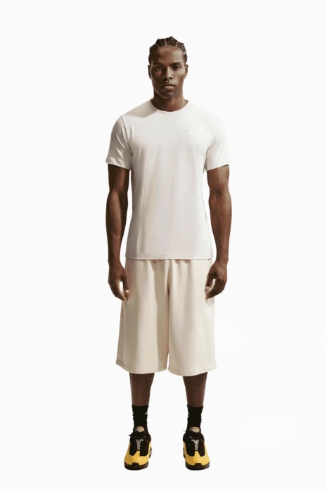 Футболка Nike Sportswear Club - Бежевый