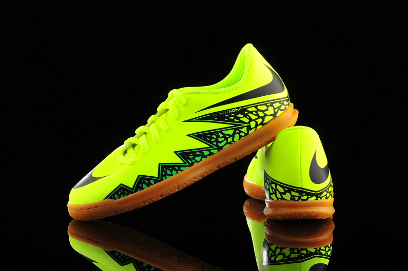 nike hypervenom phade ii tf