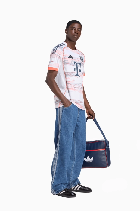 Tricou adidas FC Bayern 25/26 Away Replica - Alb | Magazin de