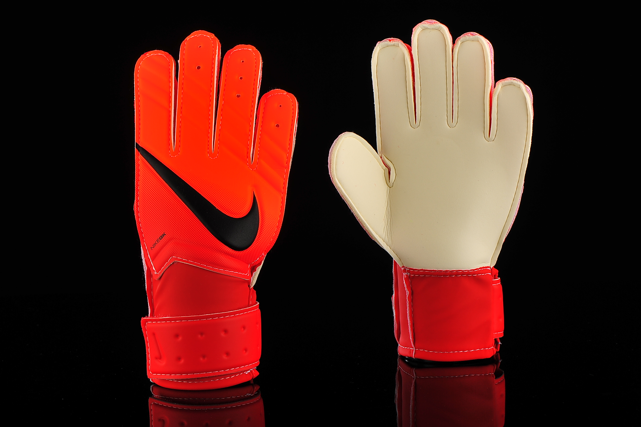 Goalkeeper Gloves Nike GK Match Junior 