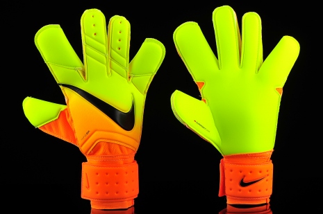 nike grip goalkeeper gloves