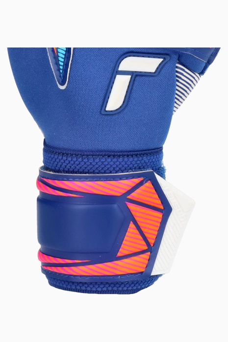 Reusch Attrakt Freegel Gold X Torwarthandschuhe – Extragriffiger Gold X Latex, Evolution Negative Passform, Für Natur- & Kunstrasen, Größen 7,5–12 Reusch Attrakt Freegel Gold X Torwarthandschuhe – Extragriffiger Gold X Latex, Evolution Negative Passform, Für Natur- & Kunstrasen, Größen 7,5–12