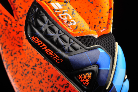 thumbnail image 2 of Reusch Gloves Attrakt Pro G3 SpeedBump Evolution Ortho-Tec 2 of 11
