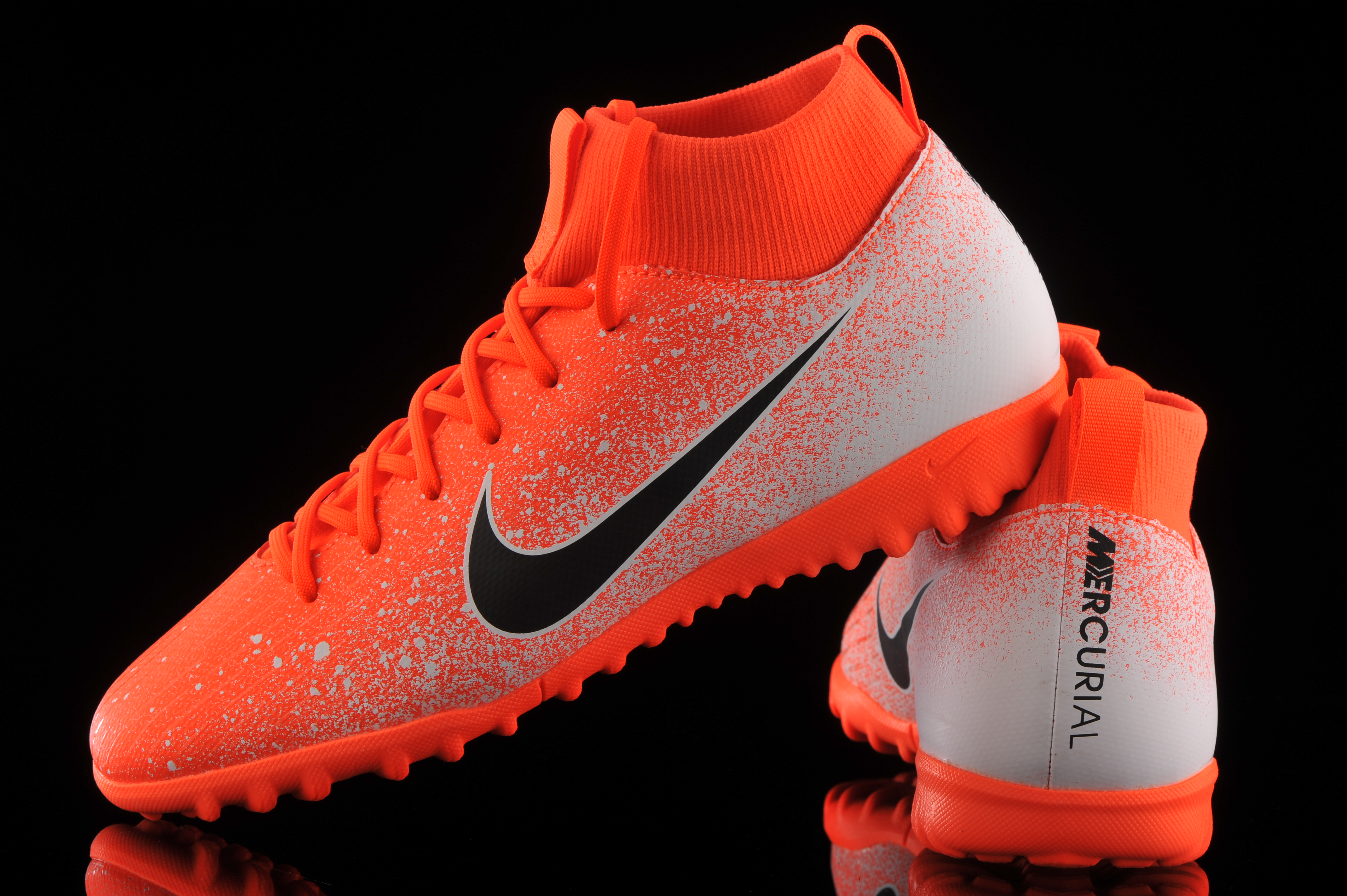 Soccer shoes Nike Mercurial Superfly VI Academy SG Pro.