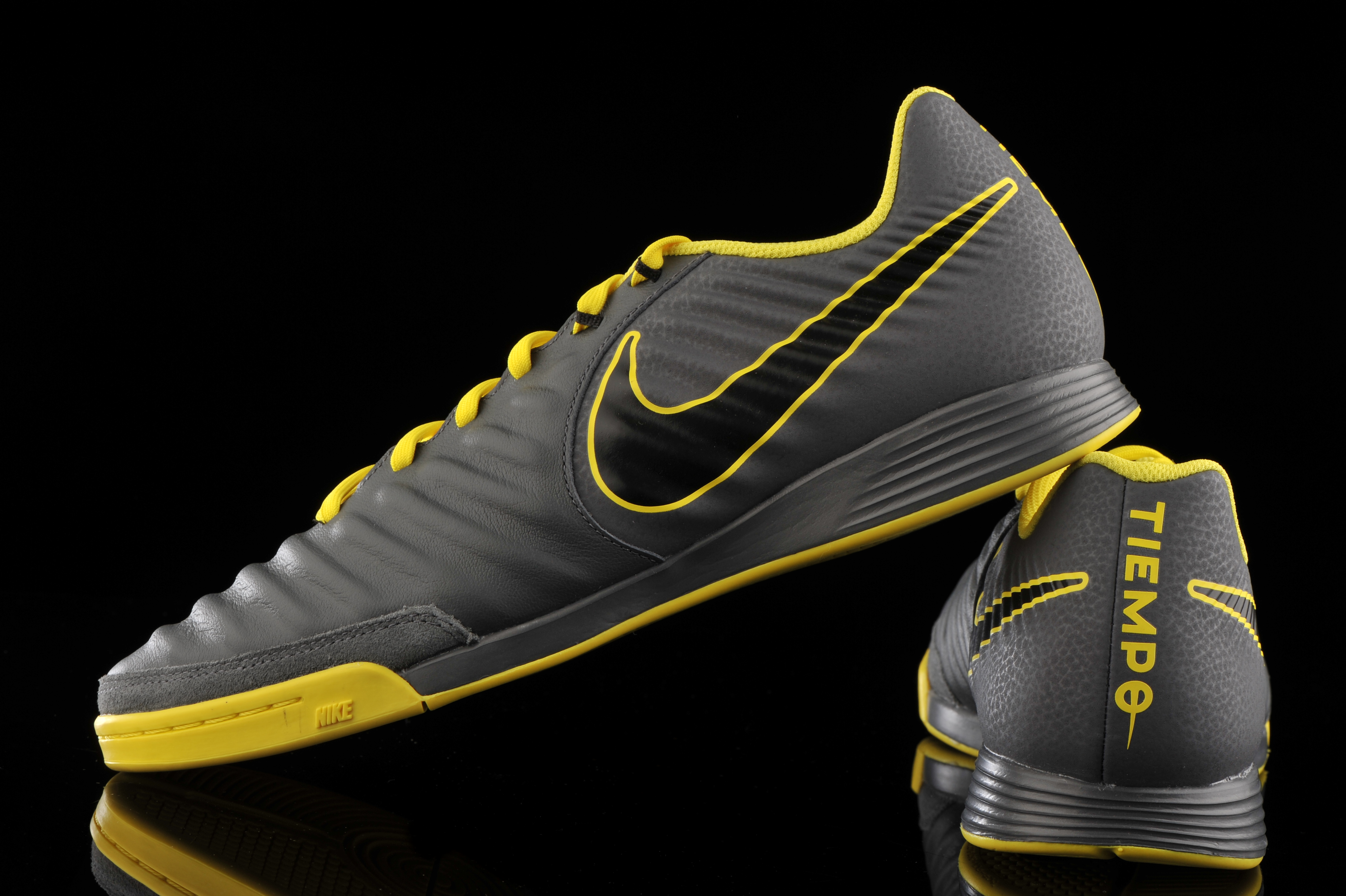 Nike 7 Academy IC AH7244-070 | R-GOL.com - Football boots
