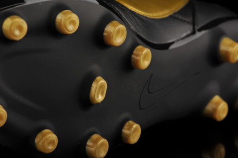 Nike premier ii fg sales black gold