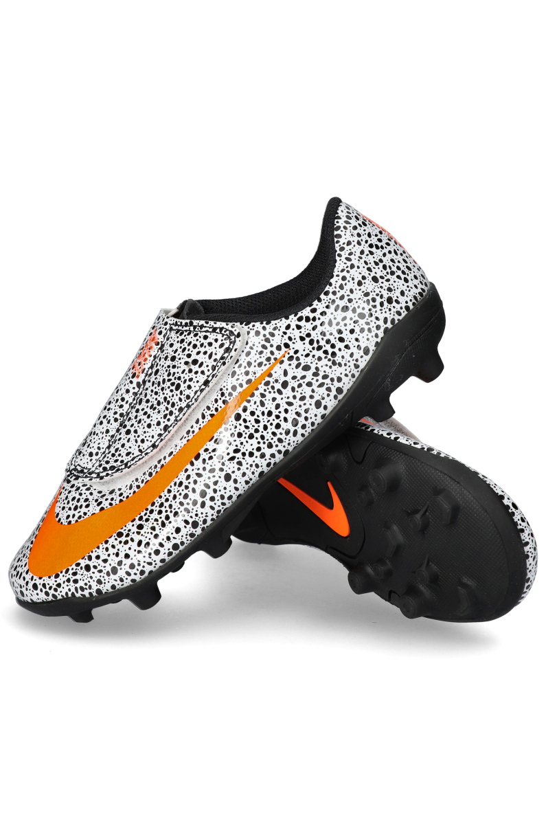 CR7 Boots Buy CR7 Boots Online at Best Prices . Amazon.in