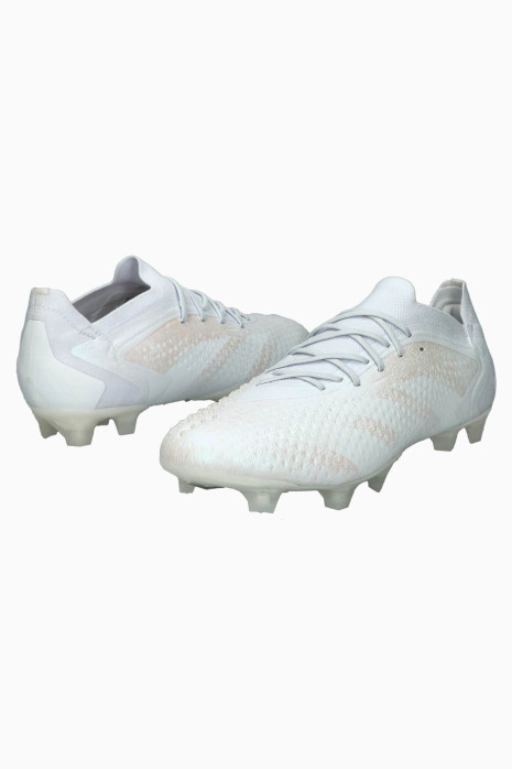 Adidas low clearance football cleats