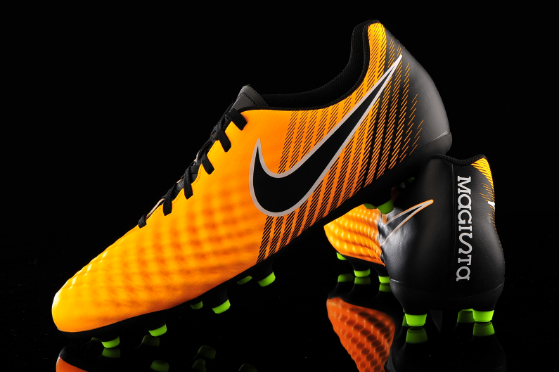 Nike Magista Ola II FG 844420-801 | R-GOL.com - Football boots \u0026 equipment